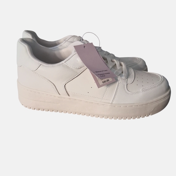 wild fable Shoes - wild fable White Platform Low-Top Sneakers with Pink Hang Tag